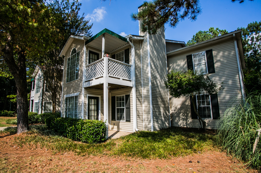 Belmont Crossing Charming Apartments in Riverdale, GA