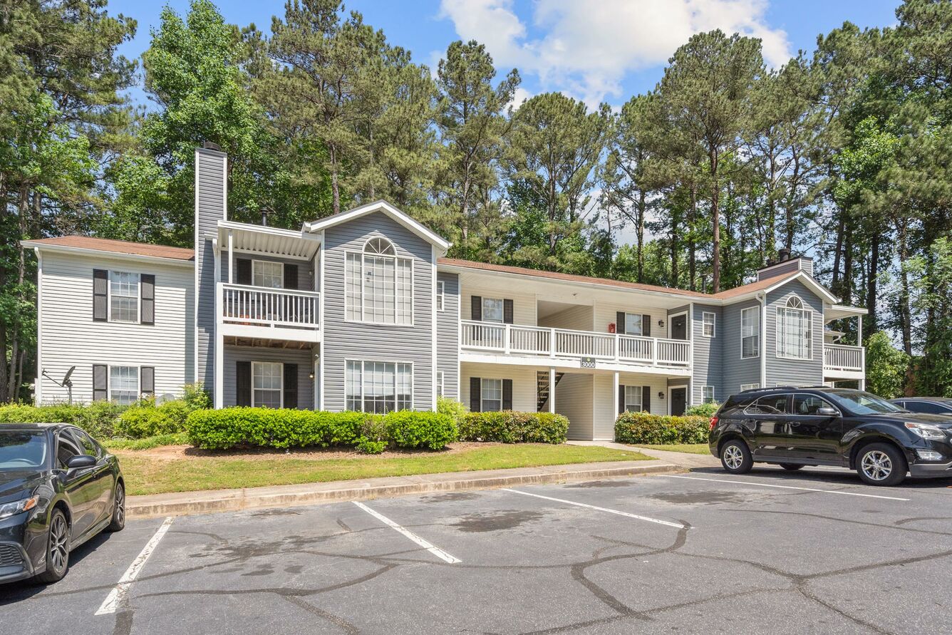 Belmont Crossing Charming Apartments in Riverdale, GA