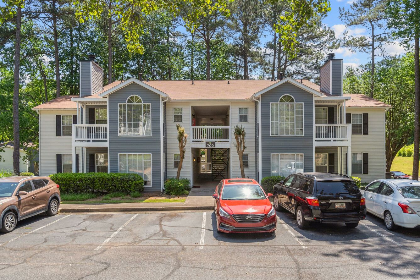 Belmont Crossing Charming Apartments in Riverdale, GA