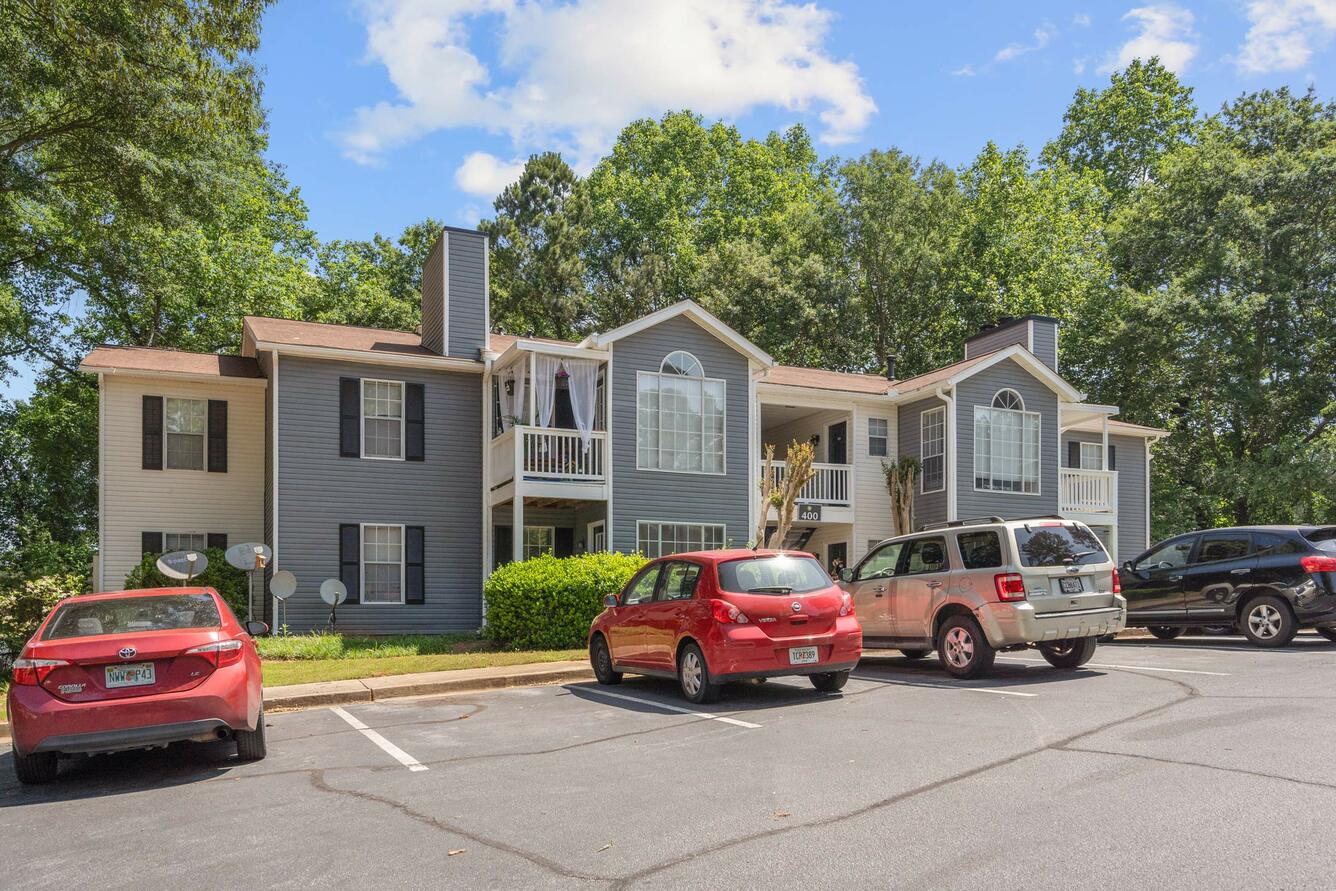 Belmont Crossing Charming Apartments in Riverdale, GA