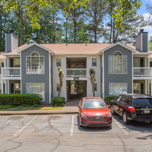 Belmont Crossing Charming Apartments in Riverdale, GA